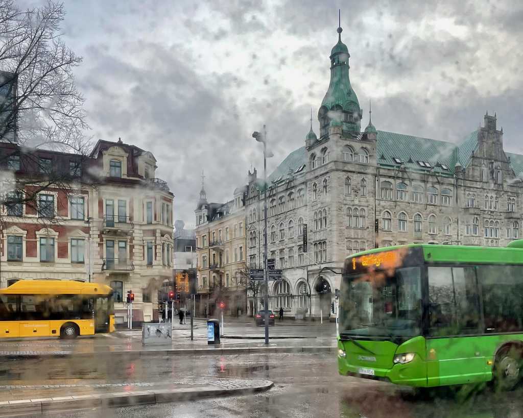 I ett regnigt Kristianstad.